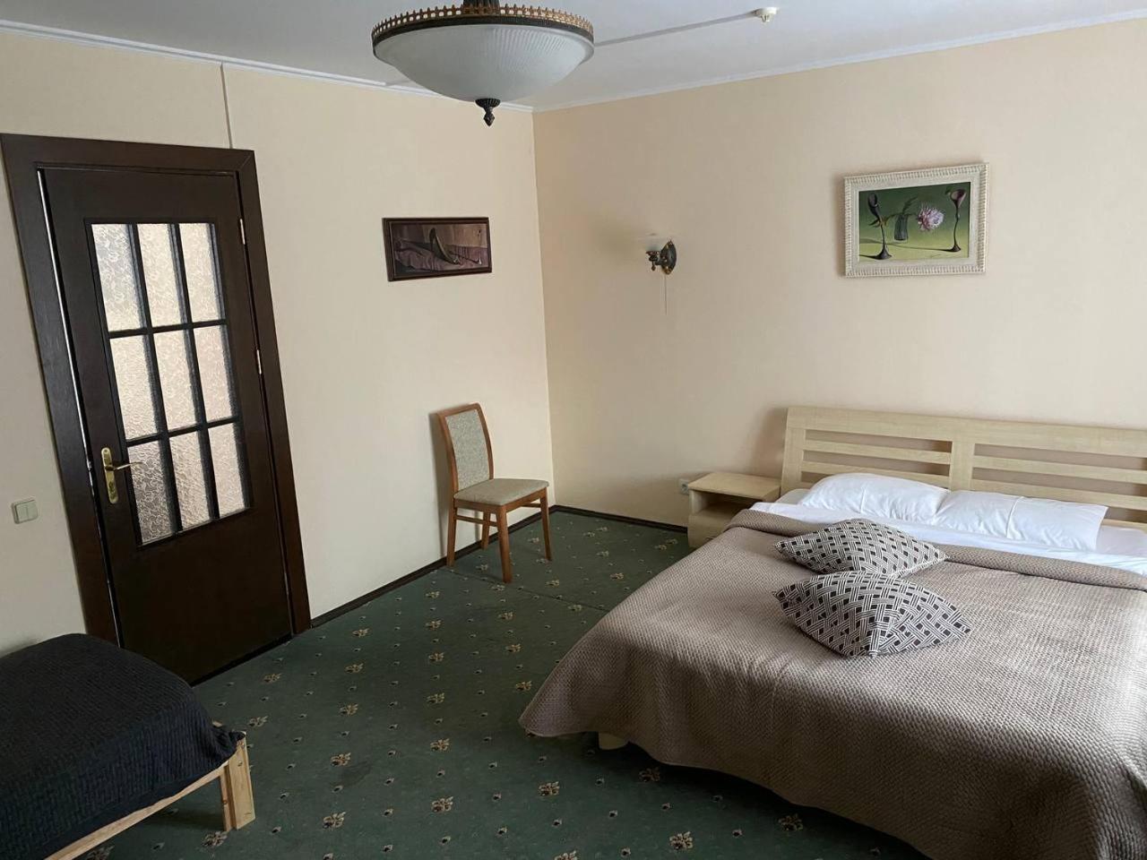 Vilni Vitry Hotel Oszmoloda Kültér fotó